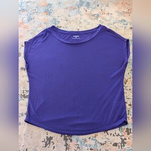 Express Women's Short Sleeve Tee in Deep Purple